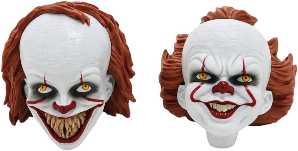 Mezco - IT Designer Series - Deluxe IT: Pennywise Action Figure
